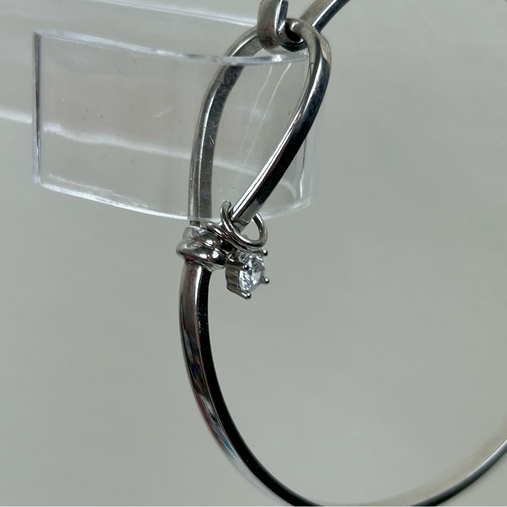 Signed SU CZ CH Sterling Silver Cuff Bracelet Dangle CZ Charm - Picture 2 of 5